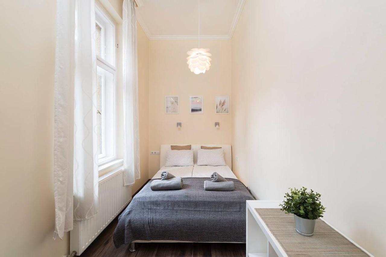 Vaci Street Premier Apartment Budapest Eksteriør billede